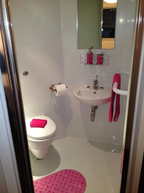 Alton Apartments Bradford  Bed & Breakfast Bradford (West Yorkshire)